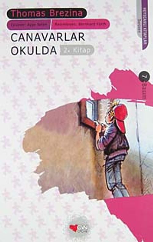 Canavarlar Okulda / Sevimli Canavarlar 2