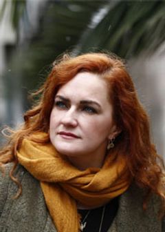  Yasemin Özek