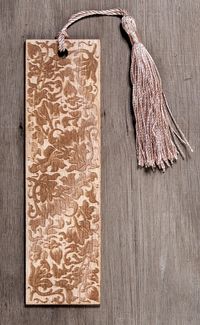 Ahşap Ayraç - Egzotik Çiçekler - Yakmalı Rölyef 