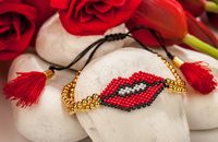 Miyuki Dudak Bileklik Kırmızı (Miyuki 08)