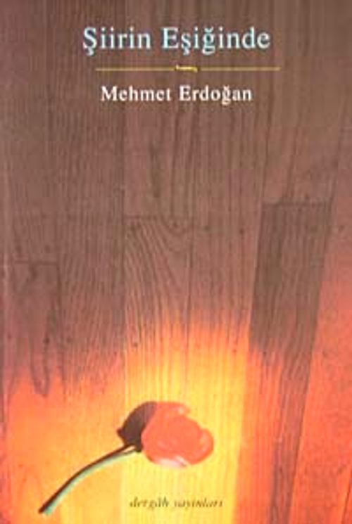 Şiirin Eşiğinde