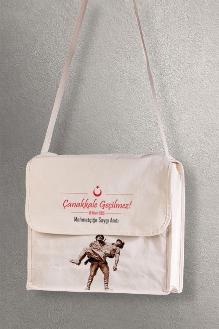 Postacı Bez Çanta - Çanakkale Zaferi - Mehmetciğe Saygı Anıtı