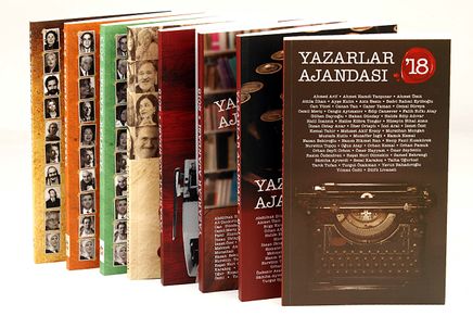 Yazarlar Ajandası Seti (2011-2018) (8 Adet)