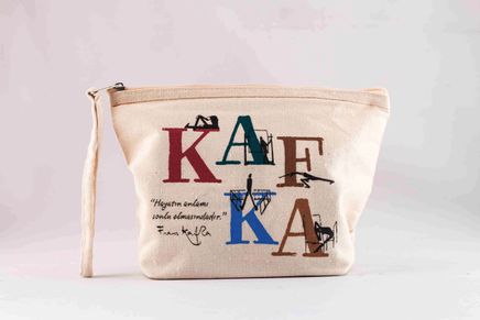Kafka El Çantası (ÇDE451)