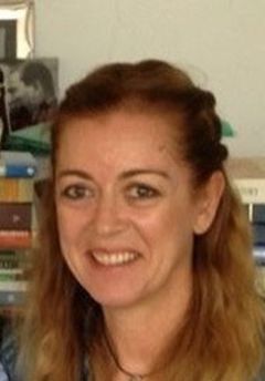 Emine Çaykara