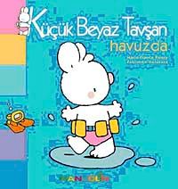 Küçük Beyaz Tavşan Havuzda