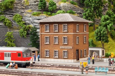 Noch Tannau Hükümet Binası