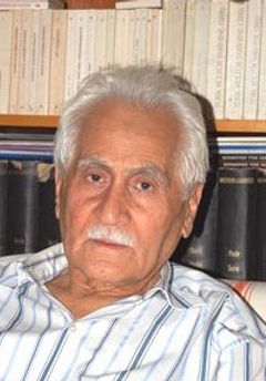  Bahaettin Karakoç