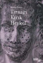 Tırnağı Kırık Heykel