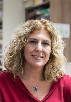  Deniz Yüce Başarır