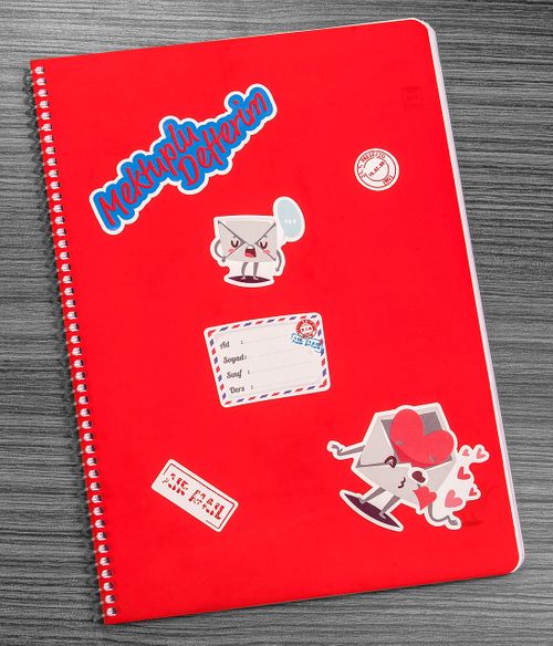 Bookinzi Okul Defteri -  80gr 70 yaprak A4 Spiralli - Stickerli Mektuplu Defter