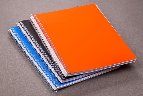 Bookinzi Okul Defteri -  80gr 70 yaprak A5 Spiralli 3'lü Gri Set Defter (Çizgili, Çizgisiz, Kareli)