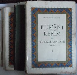 Kur’an-ı Kerim ve Türkçe Anlamı (Meal) / 3 cilt (Kod:4-H-37)