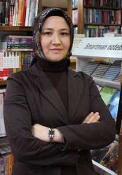 Ferda Udül Kayci